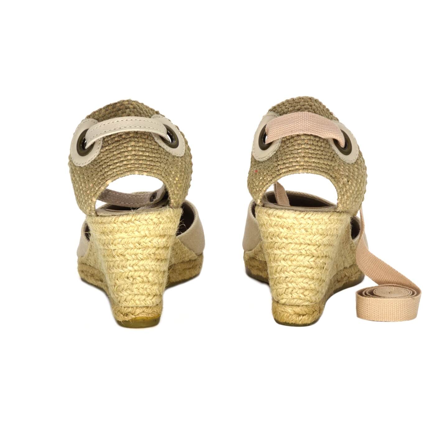 Anabela Sara Salto Médio Palha Conforto e Versatilidade com Estilo